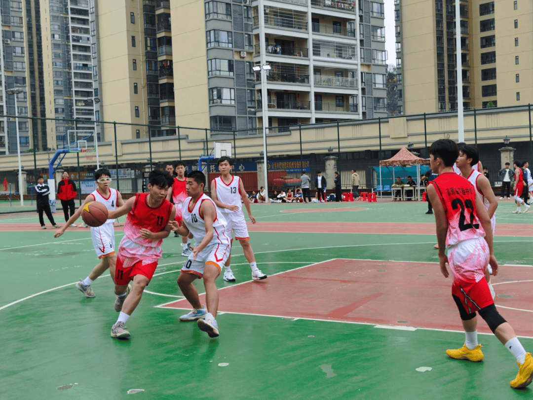 青少年篮球公开赛在全国范围内火热举行,激发青少年热情的简单介绍 青少年篮球公开赛在全国范围内火热举行,激发青少年热情的简单介绍