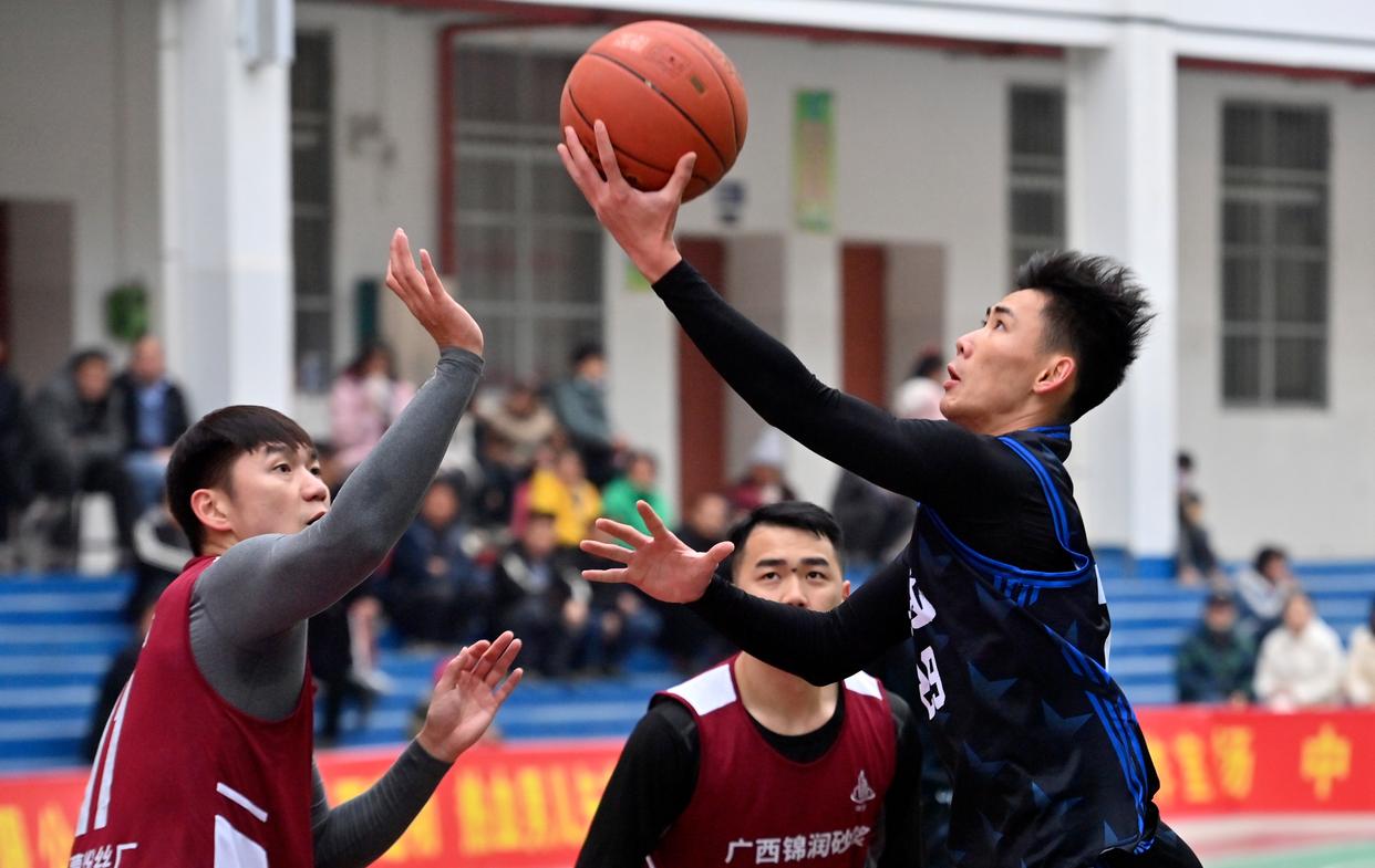 多项政策扶持推动乡村篮球繁荣，地区体育发展新机遇的简单介绍