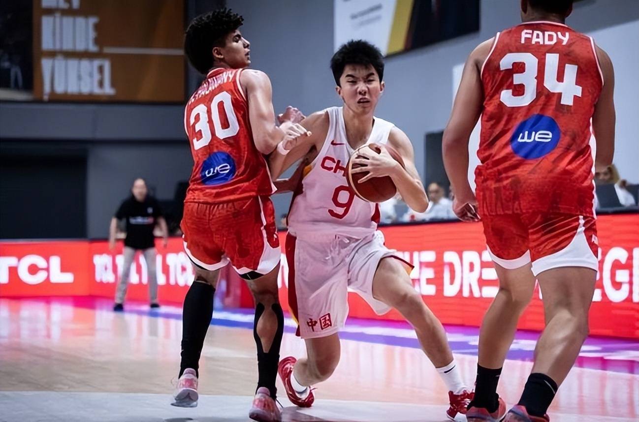 乐鱼体育平台app下载-关于篮板攻防：北京篮板抢得48个，把握比拼主动权的信息